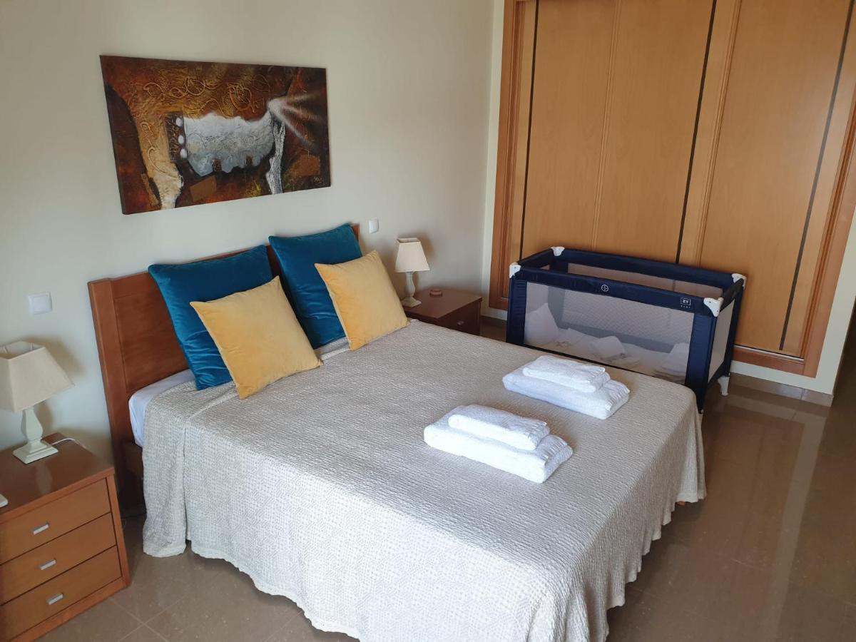 Charming Luz House - T2 Apartment With Jacuzzi タヴィラ エクステリア 写真