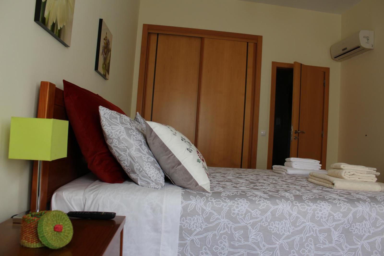 Charming Luz House - T2 Apartment With Jacuzzi タヴィラ エクステリア 写真