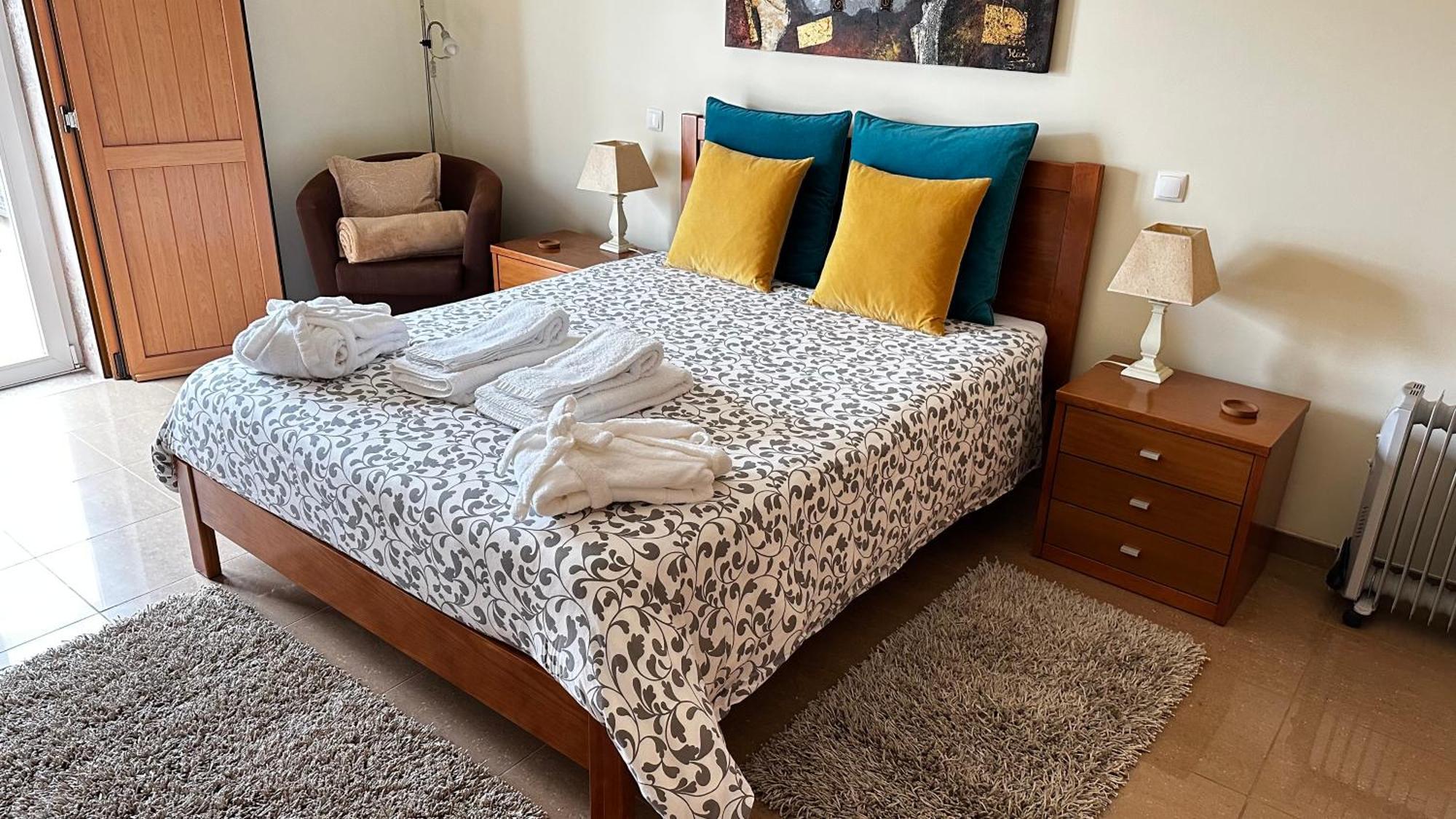 Charming Luz House - T2 Apartment With Jacuzzi タヴィラ エクステリア 写真