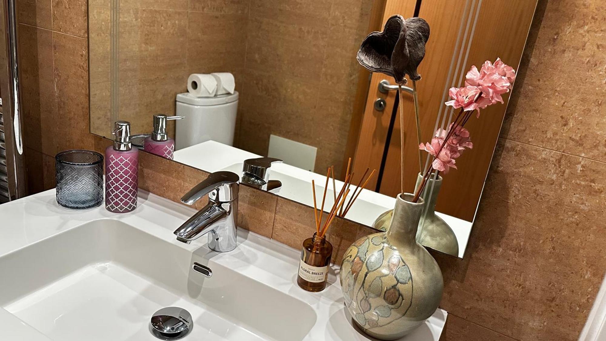 Charming Luz House - T2 Apartment With Jacuzzi タヴィラ エクステリア 写真